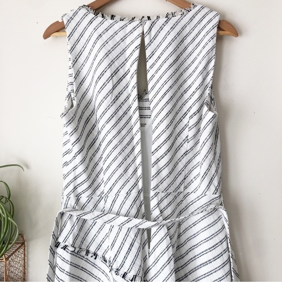 DKNY Asymmetrical Striped Dress w/ Pockets Clean Girl Coastal Minimalist Sz 10 - Picture 6 of 14